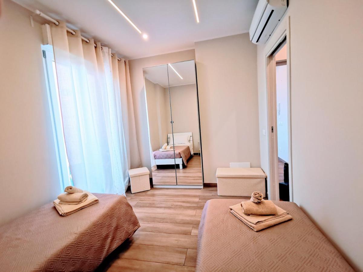 شقة Attico Belvedere Centralissimo Vista Mare تيرمولي المظهر الخارجي الصورة