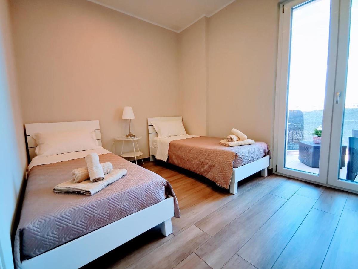 شقة Attico Belvedere Centralissimo Vista Mare تيرمولي المظهر الخارجي الصورة